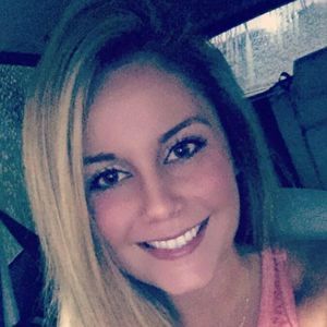 Meet your Posher, Stefanie